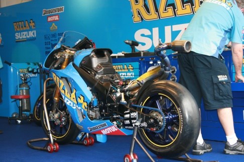 Rizla Suzuki 2